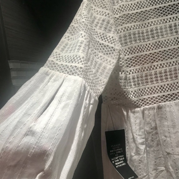 BCBGMAXAZRIA EVANNE BABYDOLL WHITE LACE-UP PEASANT LONG SLEEVE DRESS  SZ MED - Picture 3 of 9